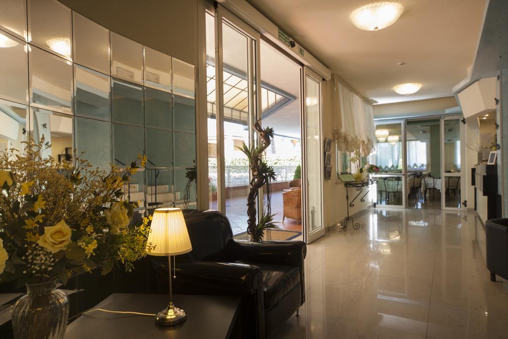 Ricchi Hotel 3*
