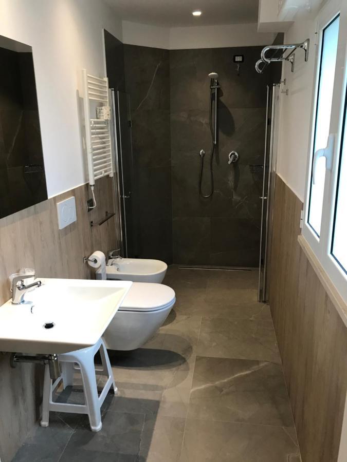 Ricchi Hotel